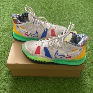 2021 Nike Kyrie 7 'Visions'
Nike Sneakers Mens Sz 10 Used With Box
